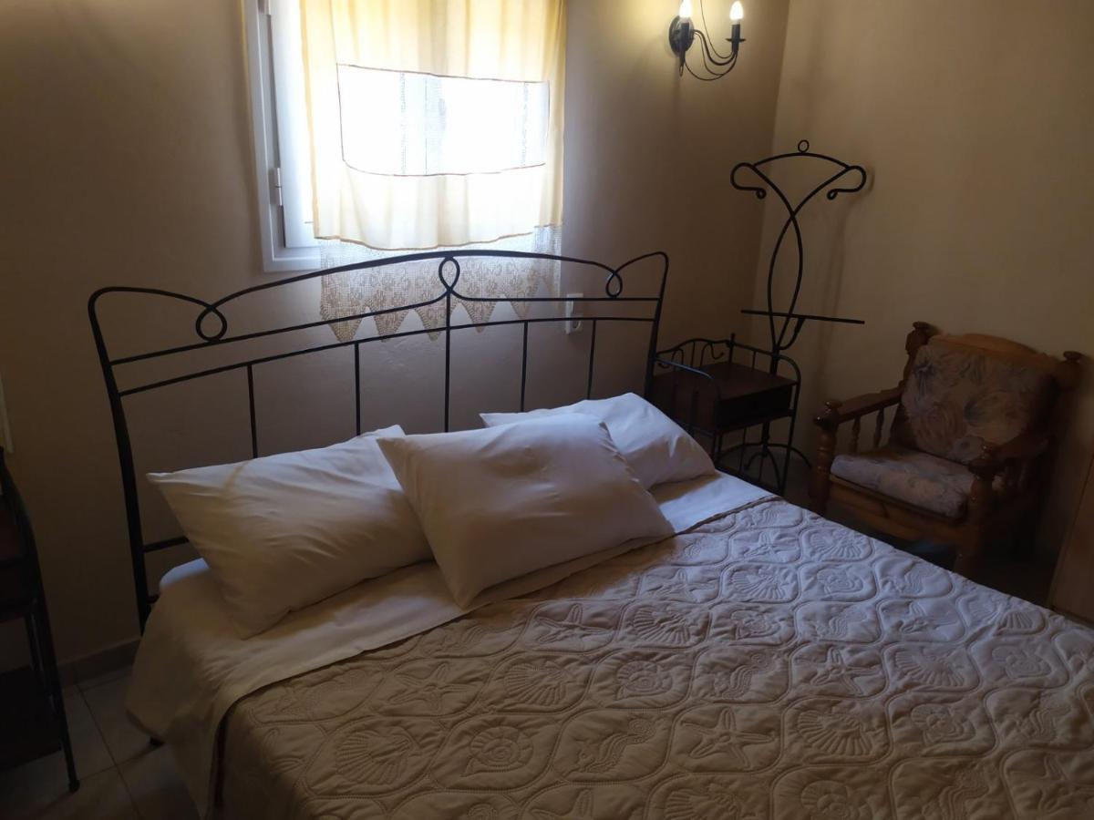 فيلا Plataniotissa Mansion كالافريتا المظهر الخارجي الصورة